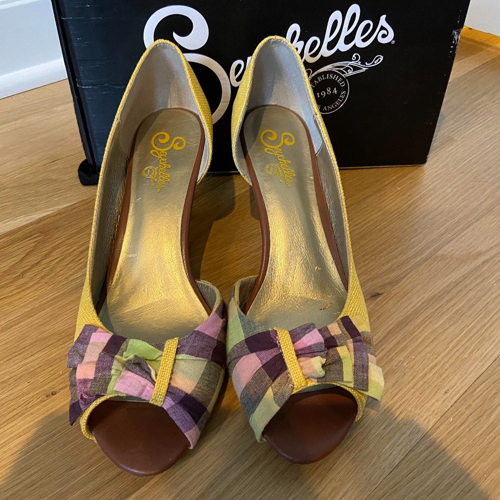 Seychelles Yellow and Plaid Heel Size 11